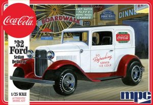 MPC 1932 Ford Sedan Delivery (Coca Cola) 1:25 Scale Model Kit