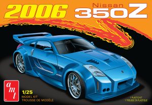 AMT 2006 Nissan 350Z 1:25 Scale Model Kit