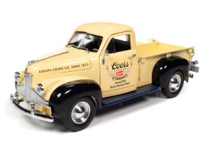 AUTO WORLD 1947 STUDEBAKER PICK-UP TRUCK COORS PILSNER 1:24 SCALE DIECAST