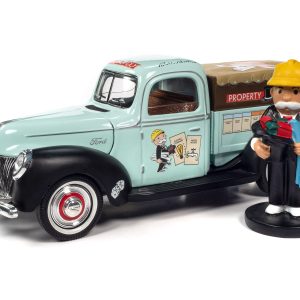 AUTO WORLD MONOPOLY 1940 FORD PROPERTY MANAGEMENT TRUCK W/RESIN FIGURE 1:18 SCALE DIECAST