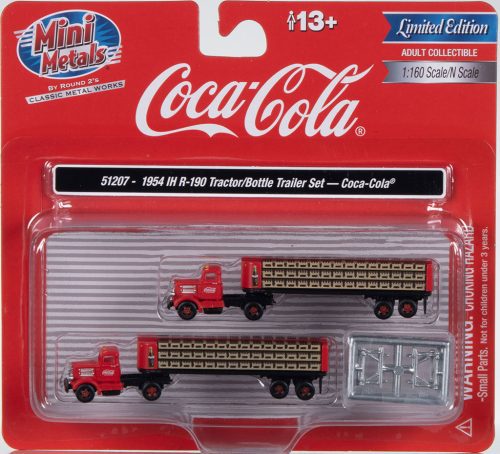 Classic Metal Works 1954 IH R-190 Tractor w/Flatbed Trailer & Coca-Cola Bottles 1:160 N Scale