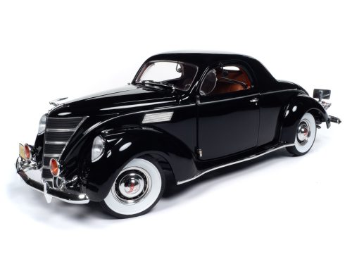 Auto World 1937 Lincoln Zephyr 1:18 Scale Diecast