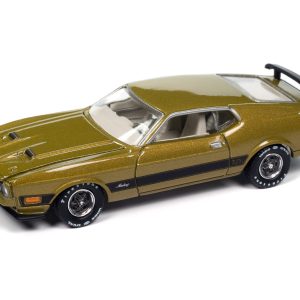 Auto World 1973 Ford Mustang Mach 1 1:64 Diecast