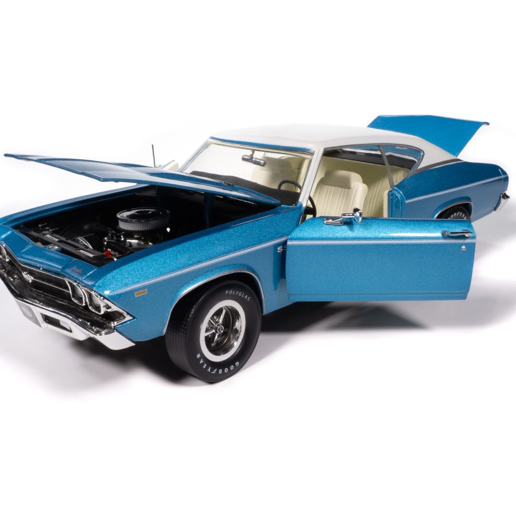 American Muscle 1969 Chevrolet Chevelle Hardtop MCACN 1:18 Scale Diecast - Image 2