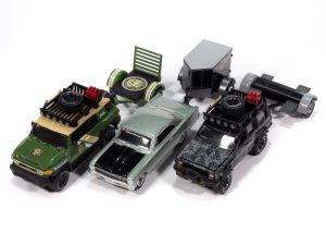 Johnny Lightning Tow & Go 2025 Release 1 1:64 Diecast