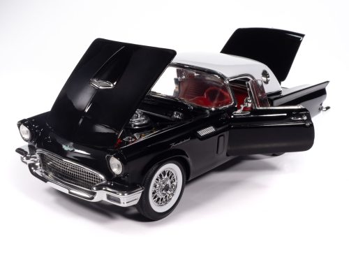 American Muscle 1957 Ford Thunderbird Roadster 1:18 Scale Diecast - Image 2