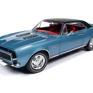 American Muscle 1967 Chevy Camaro Coupe MCACN 1:18 Scale Diecast
